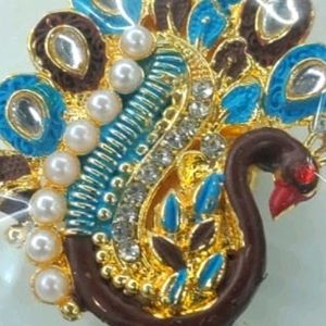 Women's Brooch/Saree Pin