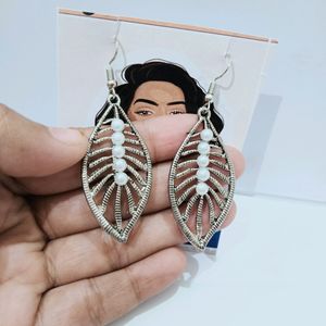 Mettle Party Wear Earing