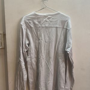 White long sleeve tshirt