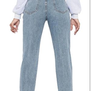 Blue Mom’s Fit Jeans