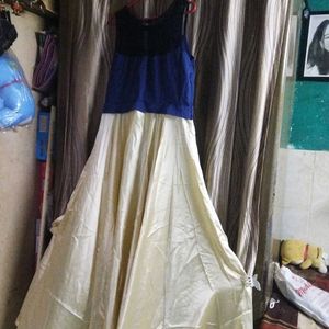 Gown To Wear In Festive Season