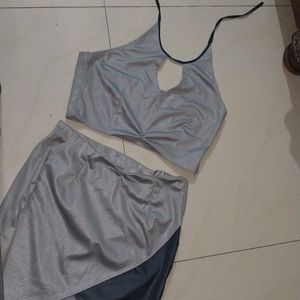 Crop Top With Skirt For Parties