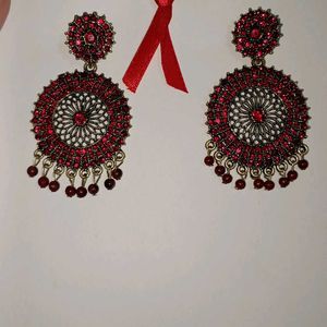 FESTIVE EARRINGS