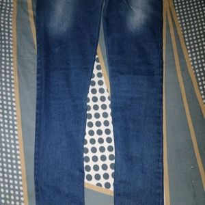 Dark Blue Skinny Jeans (Middle Waist)