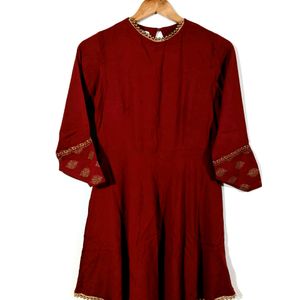 Maroon Printed Kurta Set (Women)