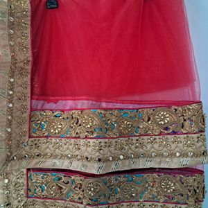 Golden Heavy-Work Lehnga