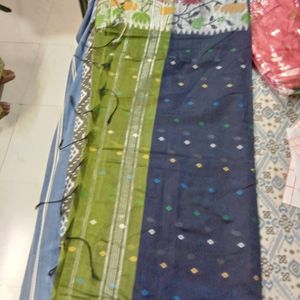 Silver Zaari Handloom Saree