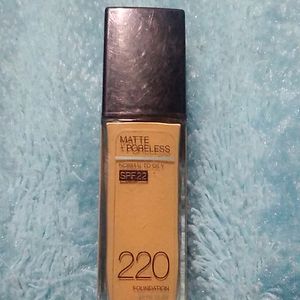 MAYBELLINE FIT ME FOUNDATION