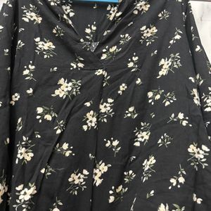 Black Casual Loose Top Floral Print