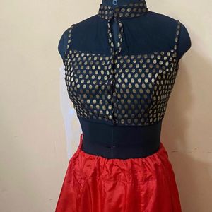 Beautiful Red Sil Lehnga Choli