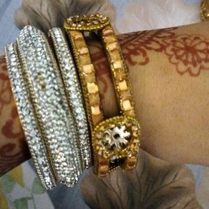 Combo Of 4 Bangles Set