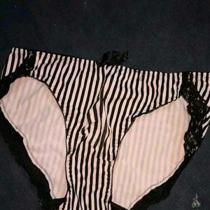 ❤️3 Sexy Stylish Lingerie Set (3Panty+ 3Bra )