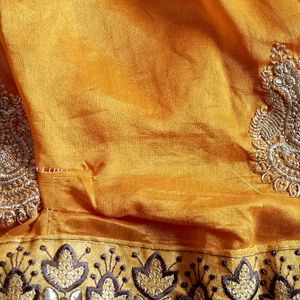 Lehenga with unstitched Choli