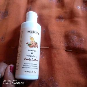 Regolith Almond & Vitamin-E Body Lotion