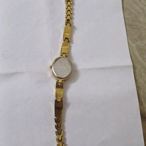 Gold Polish Chain Watch For Females