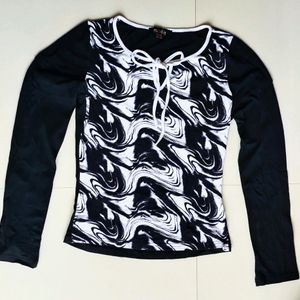 Abstract Swirl Black And White Long Sleeve Top