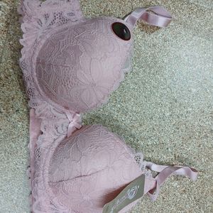 Imported Lace Embroidered Underwired Bra