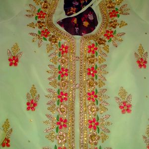 Kurta Set With Dupatta And Pant