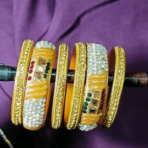 TRADITIONAL BANGLES