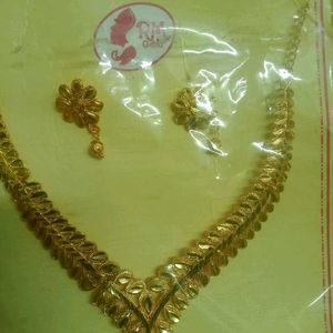 Golden Colour Jwellery Set