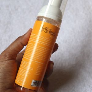 Dot & Key Vitamin C Super Bright Foaming Facewash