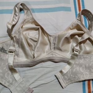 40B Bra Plus Size