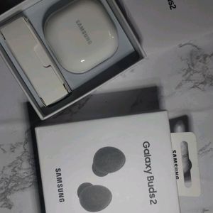 *🤩Samsung GALAXY BUDS 2024🤩**Offer In 900+ship