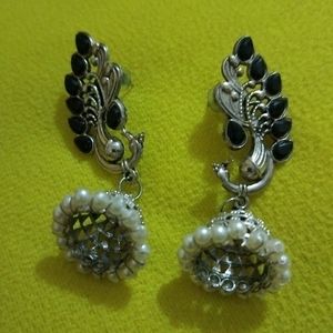 Beautiful Peacock Ear Jhumka..Light Weight