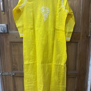 Chikankari kurta & Freebie💖