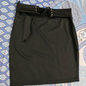 SHEIN BLACK SKIRT