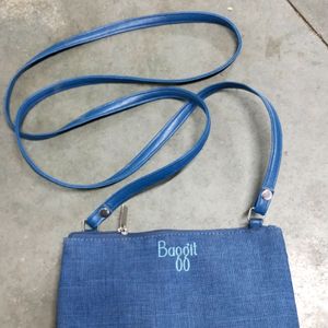 Original Baggit Blue Slingbag