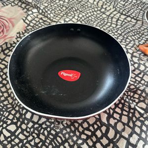 Peigon Induction Based Kadai Without Handle