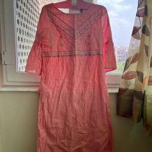 ATEESA Kurta with Tie up bow in the back wit