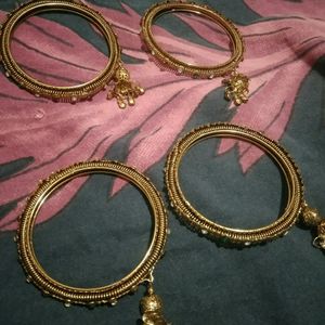 2.8 Designer Bangle