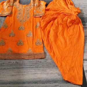 Cotton Salwar Suit With Jari Ki Kadai  Colour Oran