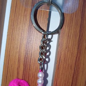 Hop Pink Pearl Bow Keychain🌷