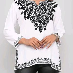 Sort Kurti