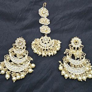 Earrings With Maang Teeka