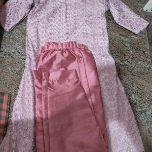 Kurta N Pant Set For Girls,M Size. Light Lavender