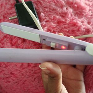 Travel Friendly Hair Straightener