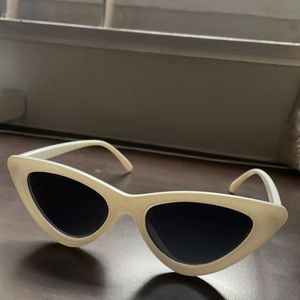 White Retro Sunglasses