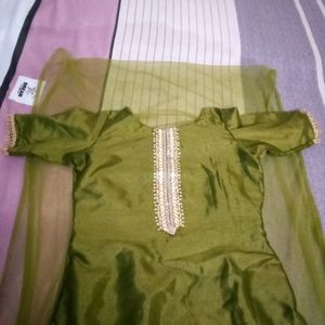 Pant Suit With Dupatta