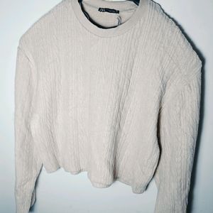 ZARA Woman Cropped Design Pullover Sweater