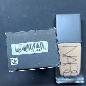 Nars Light Reflecting Foundation