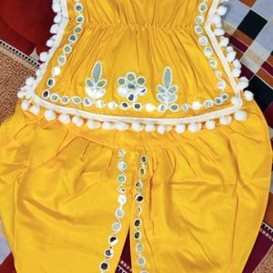 New/Unused 2_3 Baby Girl Dhoti Set