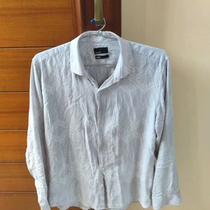 I am Selling Men & Women's Clothes