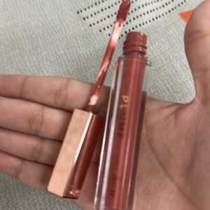 LIQUID LIPSTICK