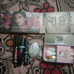 Combo Offers of Makeup Items