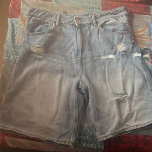 H&M Bermuda Low Denim Shorts