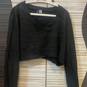 H&M Black Cropped Sweater